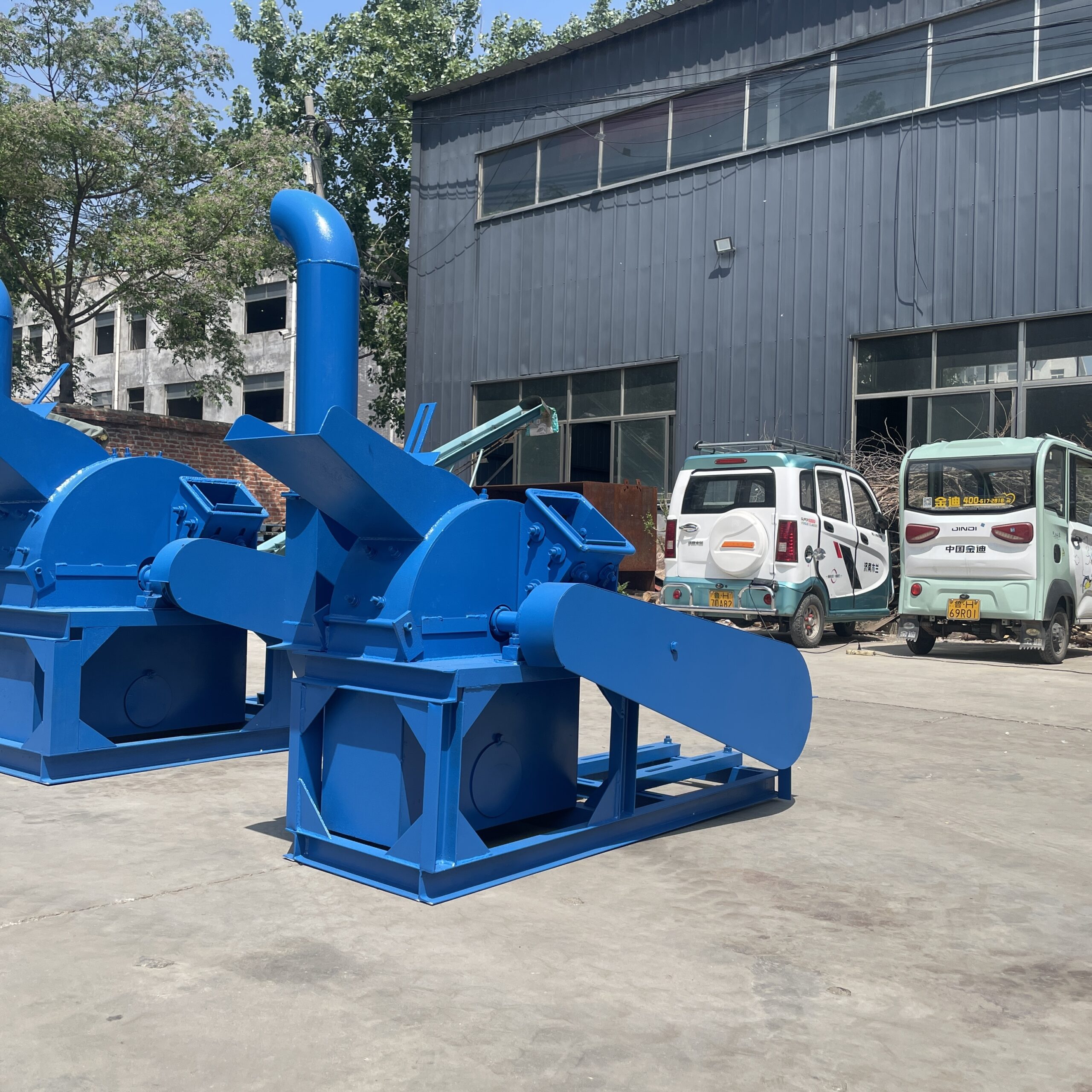 Double port wood chipper - Image 2